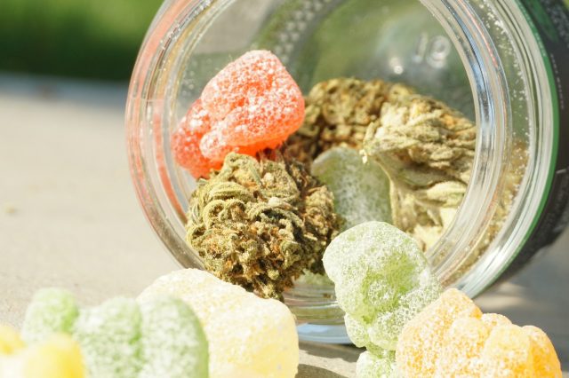 cannabis-edibles-buy-online